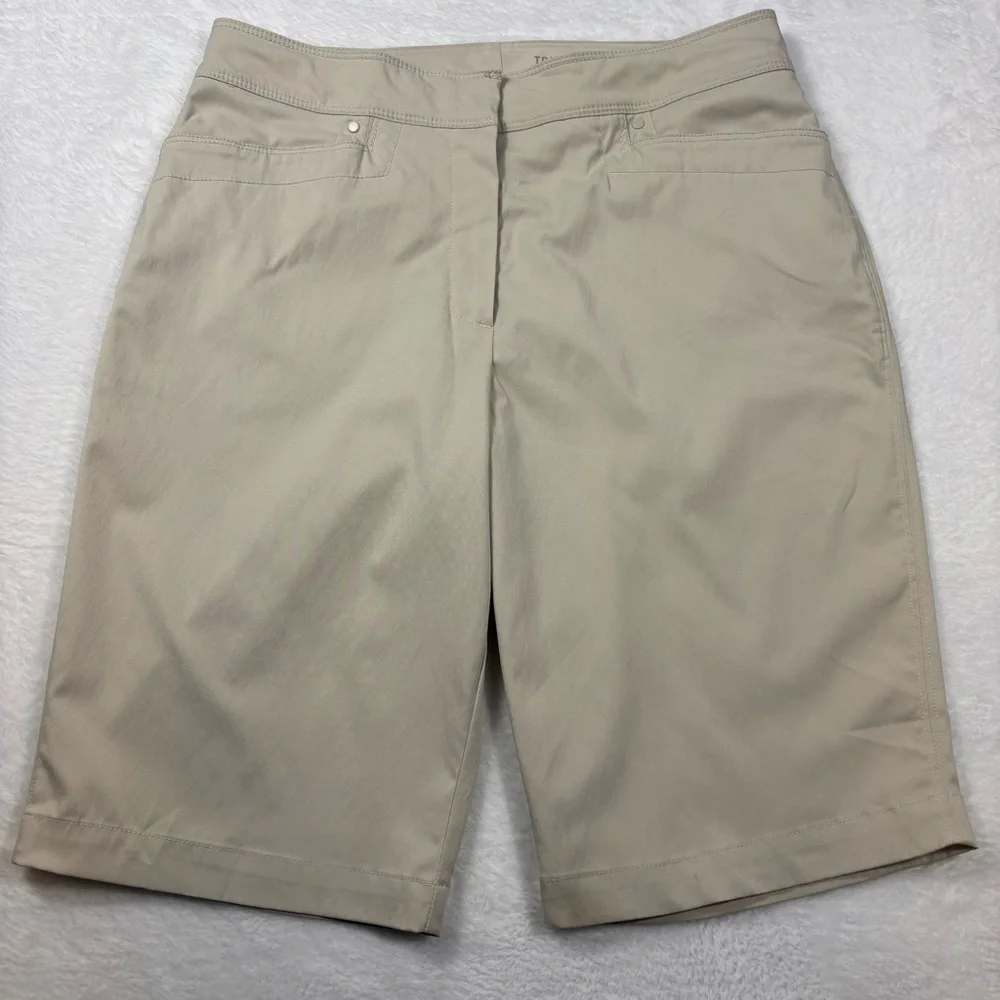 TAIL Women Bermuda Shorts Light Khaki Golf Tennis‎ Athleisure Size 8